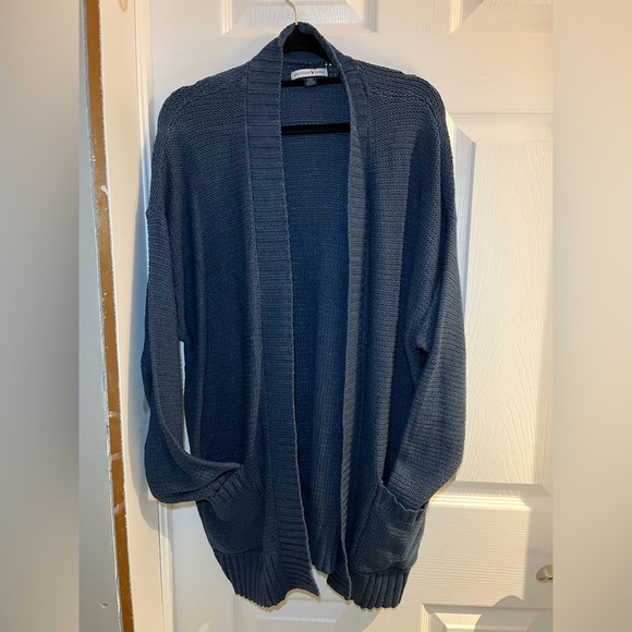 American Eagle Knit women’s Cardigan Sweater -Navy Blue Lrg - Picture 3 of 4